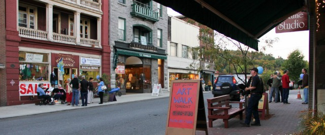 Lots of people enjoy Third Thursday Art Walks.