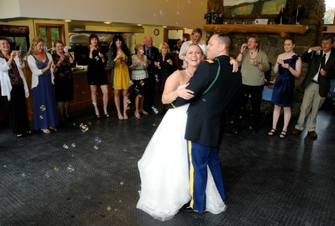 Mt Pisgah Lodge has plenty of space for dining and dancing (photo Mark Kurtz Photography)