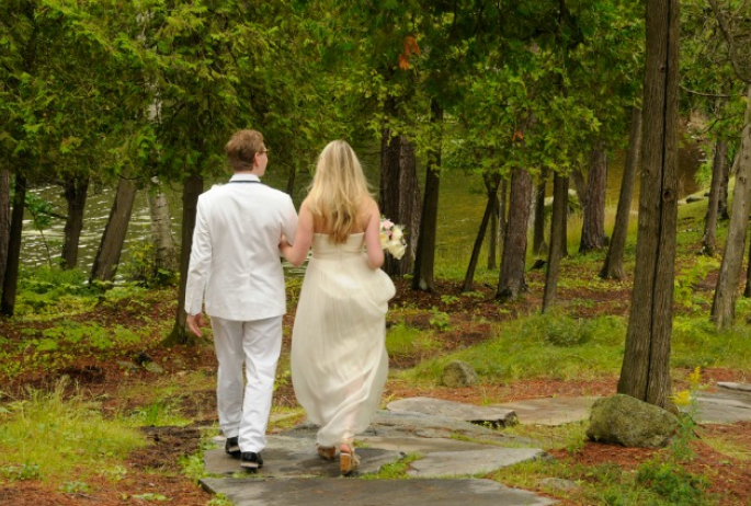 The Point creates a magical setting for any wedding. (photo by Mark Kurtz Photography)