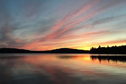 This clover-shaped lake is perfectly positioned for spectacular sunsets.