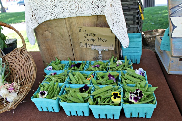 Like these sugar snaps weren't gorgeous enough already!