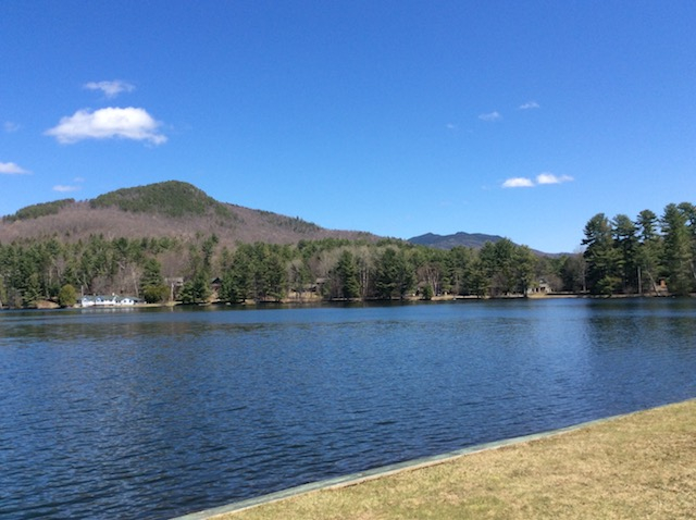 Either way, walk around Moody Pond to reach the trailhead of Baker Mountain.