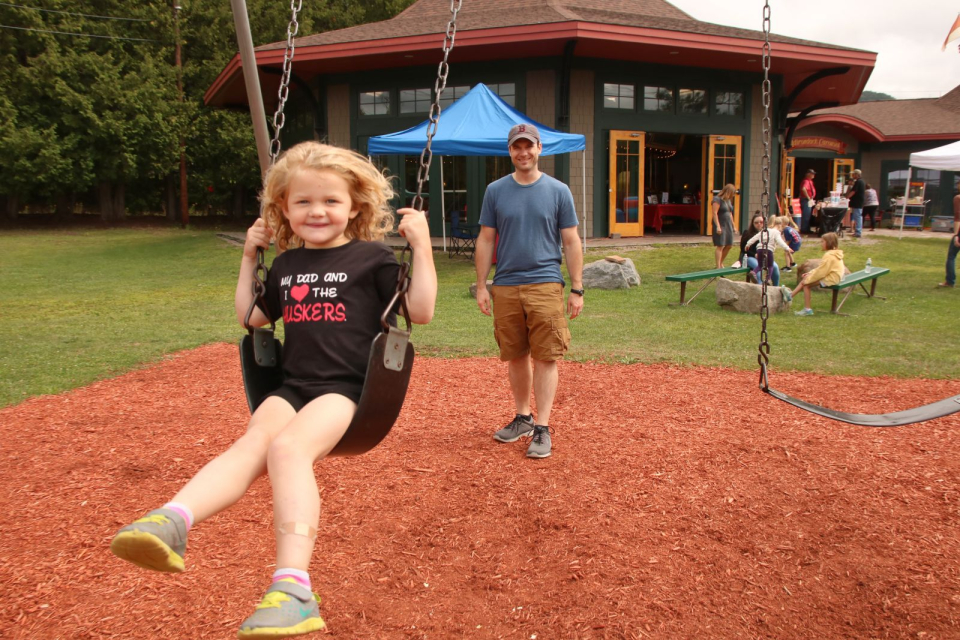 William Morris Park is also home to a playground.