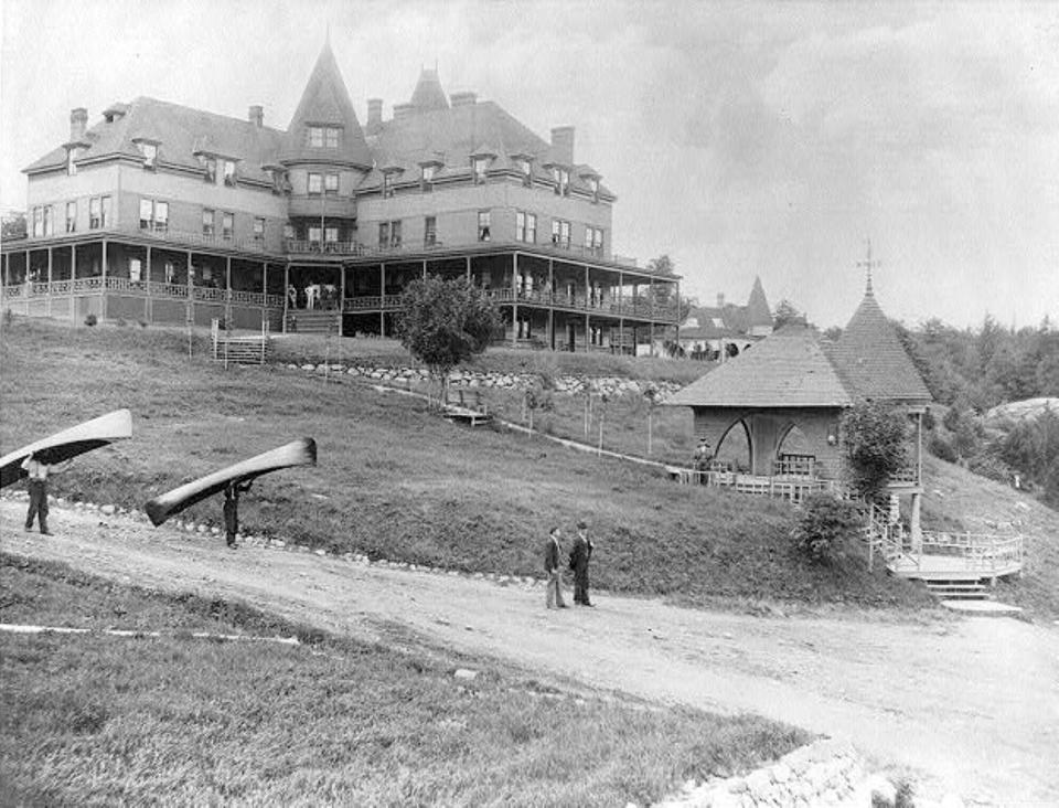 An old photo of the Wawbeek Hotel.