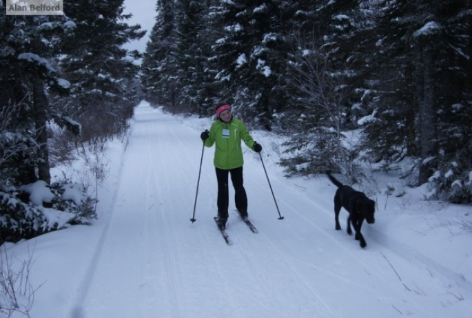 Rebecca and Wren - skiing