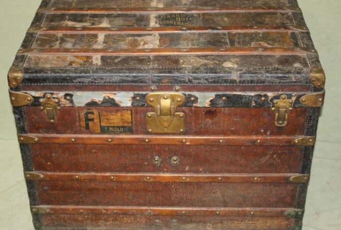 NOT ACTUAL TRUNK - but it is an 1899 traveling trunk